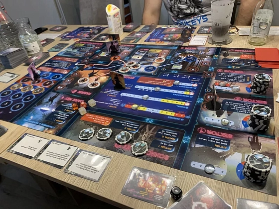 Настольная игра Human Punishment: The Beginning (Человеческое наказание: Начало) (EN), для 3-6 гравців, час гри > 60мин. - 2 - KUBIX