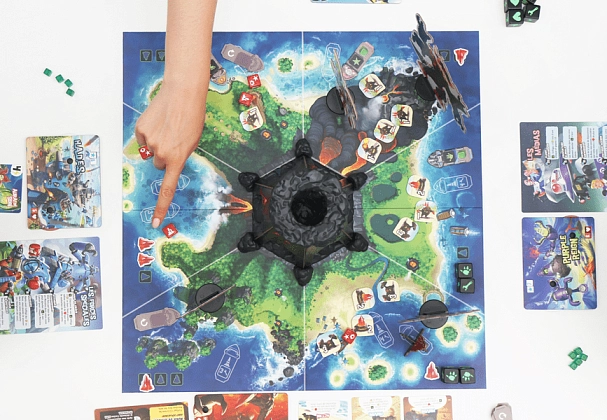 Настільна гра Володар Острова Монстрів (King of Monster Island) (EN), бренду Iello, для 1-5 гравців, час гри < 60хв. - 3 - KUBIX