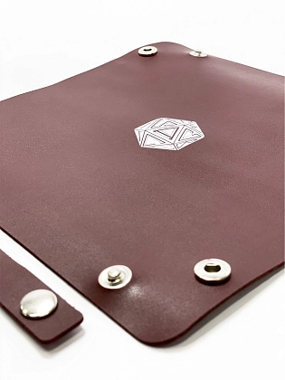 Лоток для кубиков D20 бургунди Dice Tray, бренду Планета Игр - 4 - KUBIX
