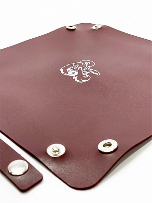 Лоток для кубиков Дракон бургундий Dice Tray, бренду Планета Игр - KUBIX