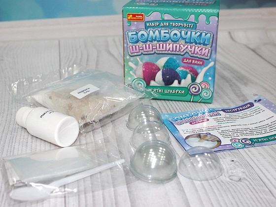 Набор для творчества Взрывающиеся бомбочки "Мятные конфеты", бренду Ранок, для 1-2 гравців - 5 - KUBIX
