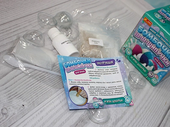 Набор для творчества Взрывающиеся бомбочки "Мятные конфеты", бренду Ранок, для 1-2 гравців - 6 - KUBIX