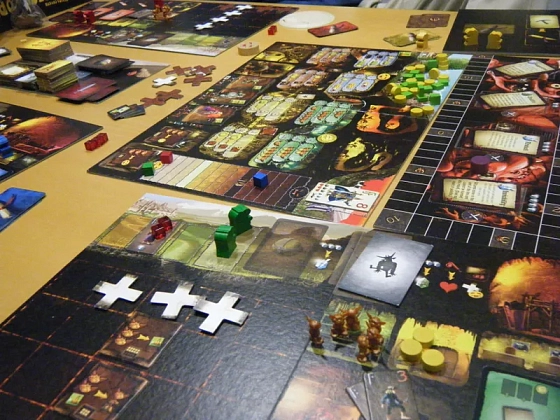 Настольная игра Dungeon Lords (Лорды Подземелий) (EN), бренду Czech Games Edition, для 2-4 гравців, час гри > 60мин. - 8 - KUBIX