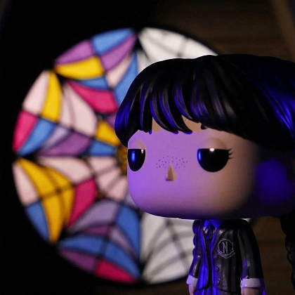 Игровая фигурка FUNKO POP! ВЕНДИ (Wednesday) Adams Family #1309, бренду Funko - 3 - KUBIX