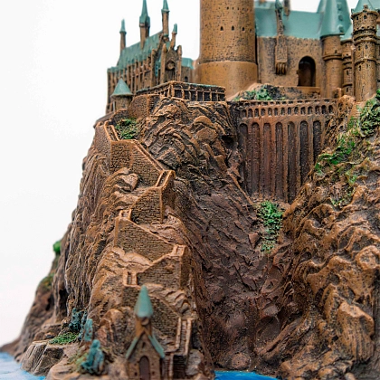 Статуетка Гоґвортс. Гаррі Поттер (HARRY POTTER Hogwarts School Sculpture) - 3 - KUBIX