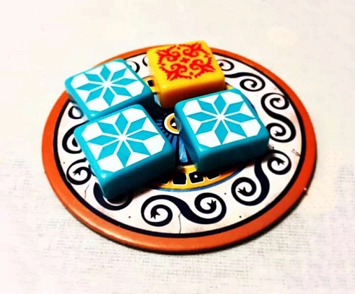 Настільна гра Азул (Azul), бренду Next Move Games, для 2-4 гравців, час гри < 30хв. - 7 - KUBIX