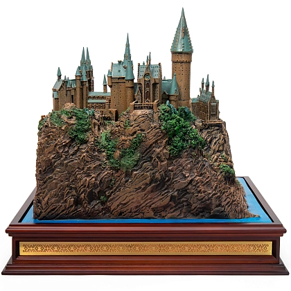 Статуэтка Хогвартс. Гарри Поттер (HARRY POTTER Hogwarts School Sculpture) - 2 - KUBIX